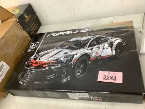 Porsche 911 Race Car Building Set