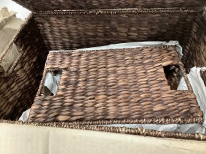 Set of 2 Large Hyacinth Storage Baskets w/ Handles, Lid - 21", 20", 18"