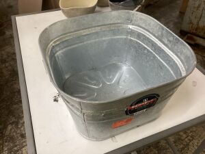 Behrens 12 Gal. Hot Dipped Steel Square Tub 