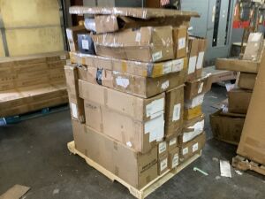 Pallet of Auto Parts & Accessories Including Lighting, Suspension, Trim Pieces & More - Uninspected