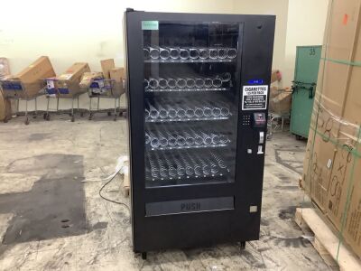 Snackshop Vending Machine with Credit Card Reader, 5 Shelves, Indoor Use, 115V