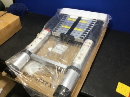 12' Aluminum Telescopic Ladder - Appears New&nbsp;&nbsp;