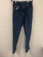 RedHead Mens Jeans, 35x32, E-Commerce Return, Sold as is