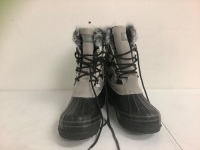 Natural Reflections Boots, Size 10M, Appears New