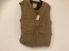 Red Head Khaki Vest, Size L, Appears New