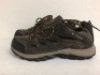 Columbia Mens Hiking Shoes, 11.5, E-Commerce Return, Sold as is