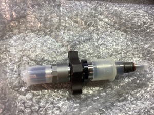 Common rail deisel injector 0445120007