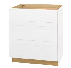 Hampton Bay Avondale 30 in. W x 24 in. D x 34.5 in. H Ready to Assemble Plywood Shaker Drawer Base Kitchen Cabinet in Alpine White 