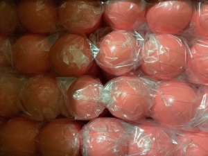 Case pack of 500 red stress balls