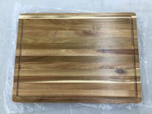 Extra Large Acacia Wood Cutting Board 20 x 15 Inch, 1.5 Inches Thick