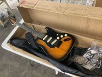 Beginner Electric Guitar Kit w/ Case, 10W Amp, Tremolo Bar - 39in