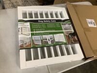 Freestanding Foldable Pet Gate&nbsp;