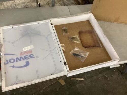 Extra Large Shadow Box Frame, 16" x 20"&nbsp;