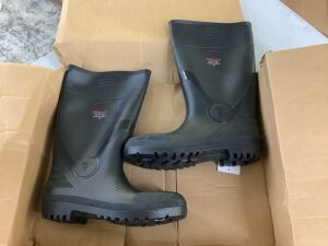 Tingley Pilot G2 Safety Toe Rubber Boots, Size 13 