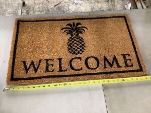 Pineapple Welcome Mat 