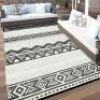 Uphome Reversible Outdoor Plastic Straw Rug, 8' x 10'&nbsp;