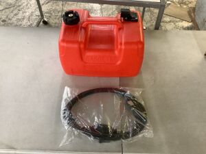 3 Gallon Outboard Gas Tank with Hose 