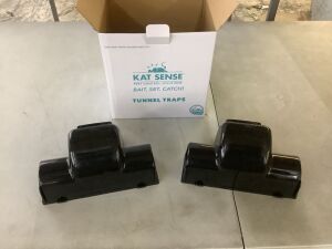 Kat Sense Covered Rat & Chipmunk Traps, 2 Pack 