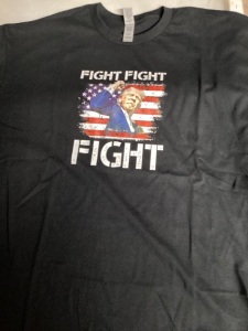 TRUMP t-shirt size XL tall