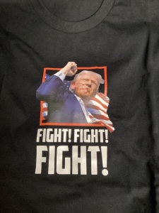 TRUMP t-shirt size XL tall
