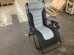 Oversized Padded Zero Gravity Chair, Folding Recliner w/ Headrest, Side Tray