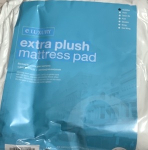 E LUXURY extra plush mattress pad-toddler