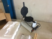 Electric Non-Stick Egg Bubble Waffle Machine - E-Comm Return, Unknown Condition