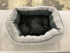 Small Pet Bed 