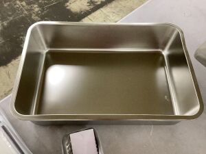 Stainless Steel Cat Litter Box with Mat 