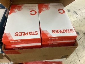 Staples 8.5" x 14" Copy Paper 20 lbs. 92 Brightness 5000 Sheets 