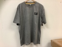 Lot of (2) Mens Shirts, XL, Appears new, Sold as is