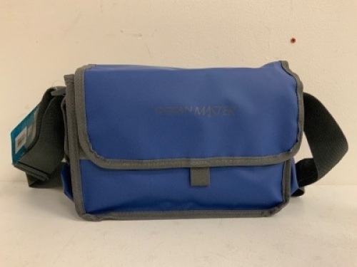Surf Fishing Bag, Appears New, Sold as is