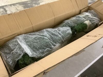 Pre-Lit Artificial Hinged Christmas Tree 