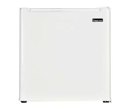 Magic Chef 1.7 cu. ft. Freezerless Mini Fridge, White