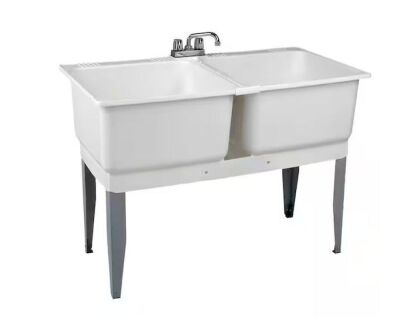 MUSTEE 46 in. x 34 in. Plastic Laundry Tub