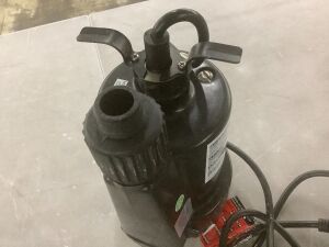 Superior Pump 1/4 HP Submersible Thermoplastic Utility Pump