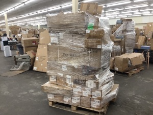 Pallet of Auto Parts & Accessories - Uninspected 