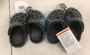 Lot of (2) Toddler Crocs, 4 and 5, Appears New, Sold as is