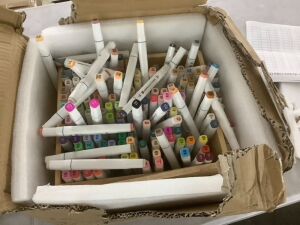 Alcohol-Based Marker Pen Kit w/ Brush & Chisel Tip, Carrying Case - Some Markers & Caps Missing