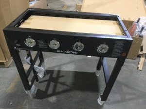 Blackstone 4 Burner Flat Top Gas Grill with Side Shelf 