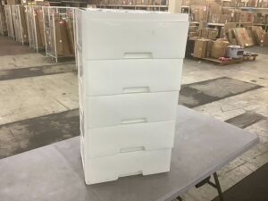 5 Drawer Plastic Storage Container - Missing 1 Wheel 