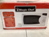 Magic Chef Microwave, Appears New, Sold as is