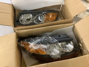 Headlights for 07-12 Hyundai Santa Fe 