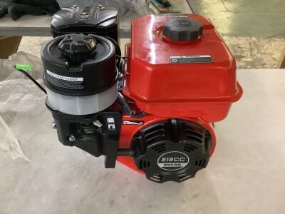 7.5HP 4-Stroke 212cc Outboard Motor - For Repair, Grinds when String is Pulled