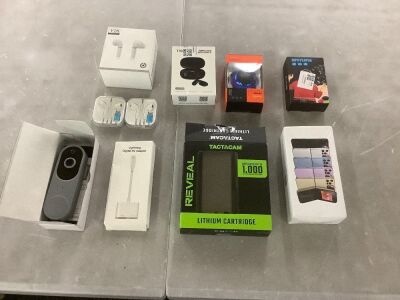 Lot of Small Electronics 