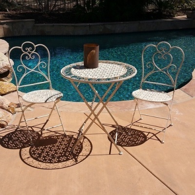 Modern Home Marseilles Antiqued Iron 3pc Folding Bistro Set. Appears New