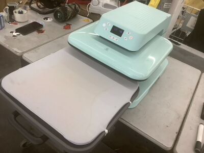 15" x 15" Heat Press Machine 