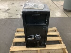 GARVEE Electronic Steel Safe with Keypad, Locking Drop Box with Slot - Keypad Untested