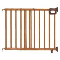 Summer Infant Deluxe Stairway Simple to Secure Wood Gate 48" W&nbsp;