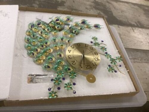 Peacock Shaped Wall Clock&nbsp;